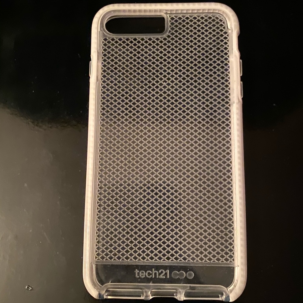 Tech 21 iPhone 8/7 Plus case